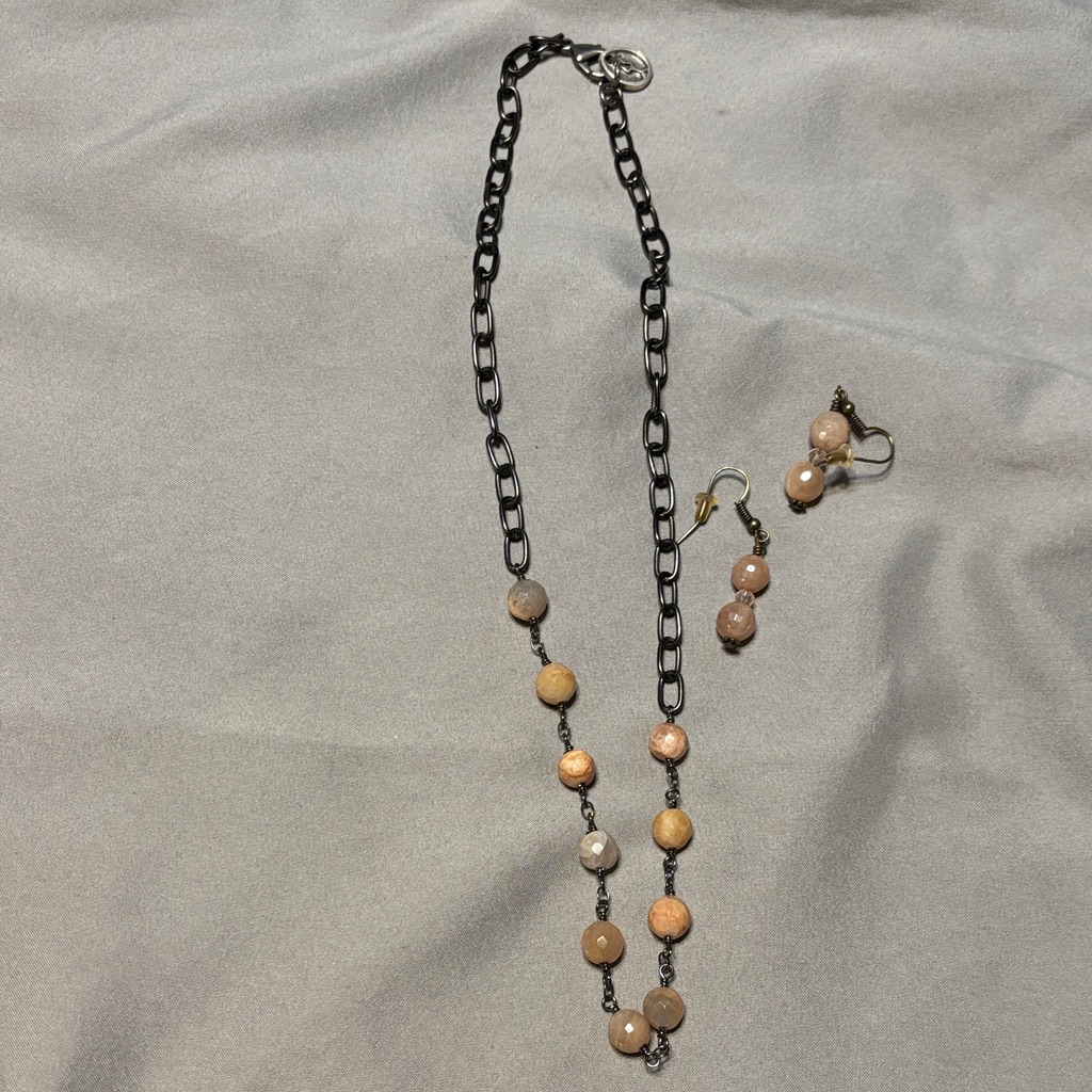 New Lower Price ~ Brown Bead Necklace And Earring Set